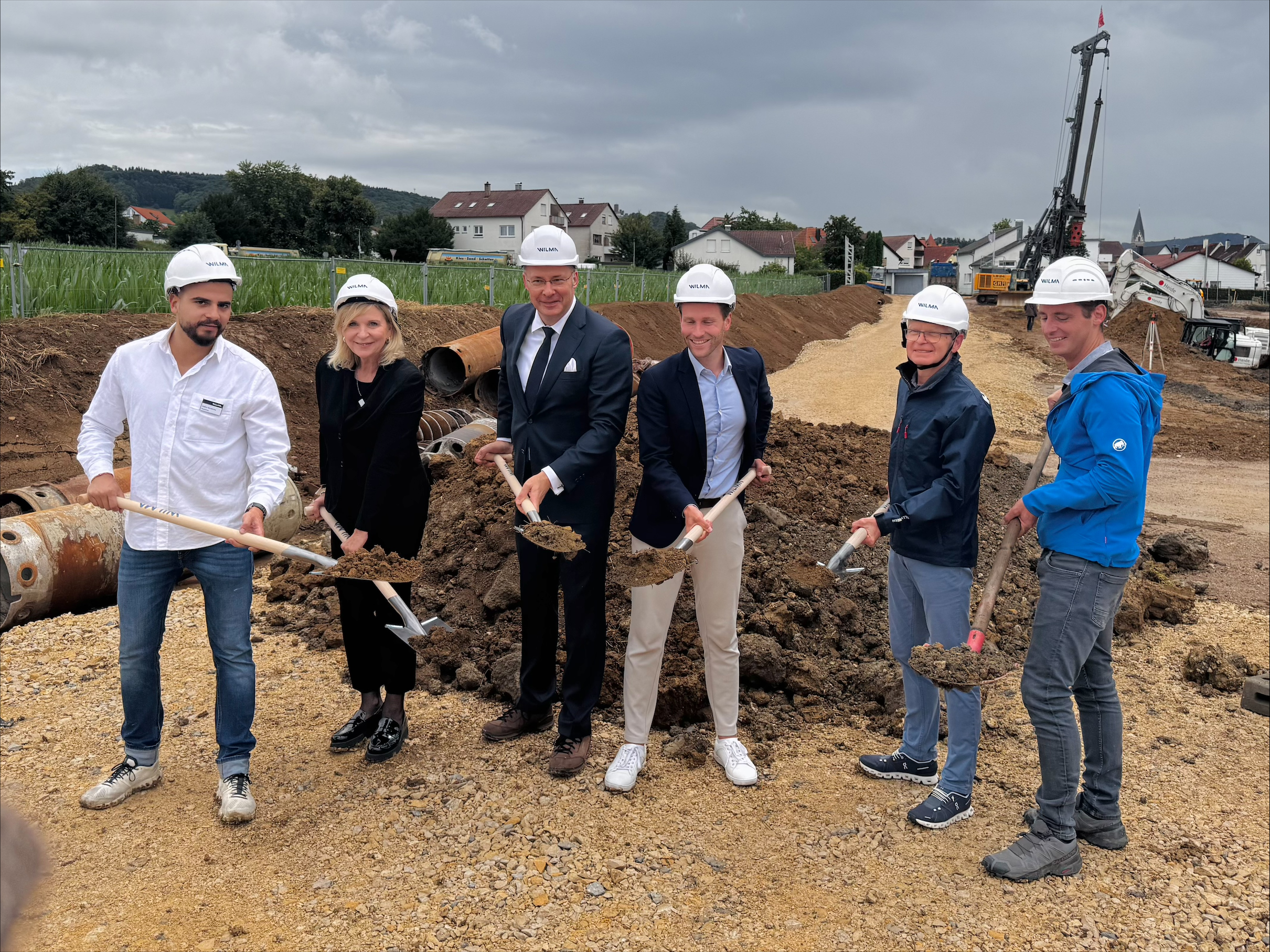 Pressebild - Erster Spatenstich für die  ENSEMBLE HÖFE in Salach