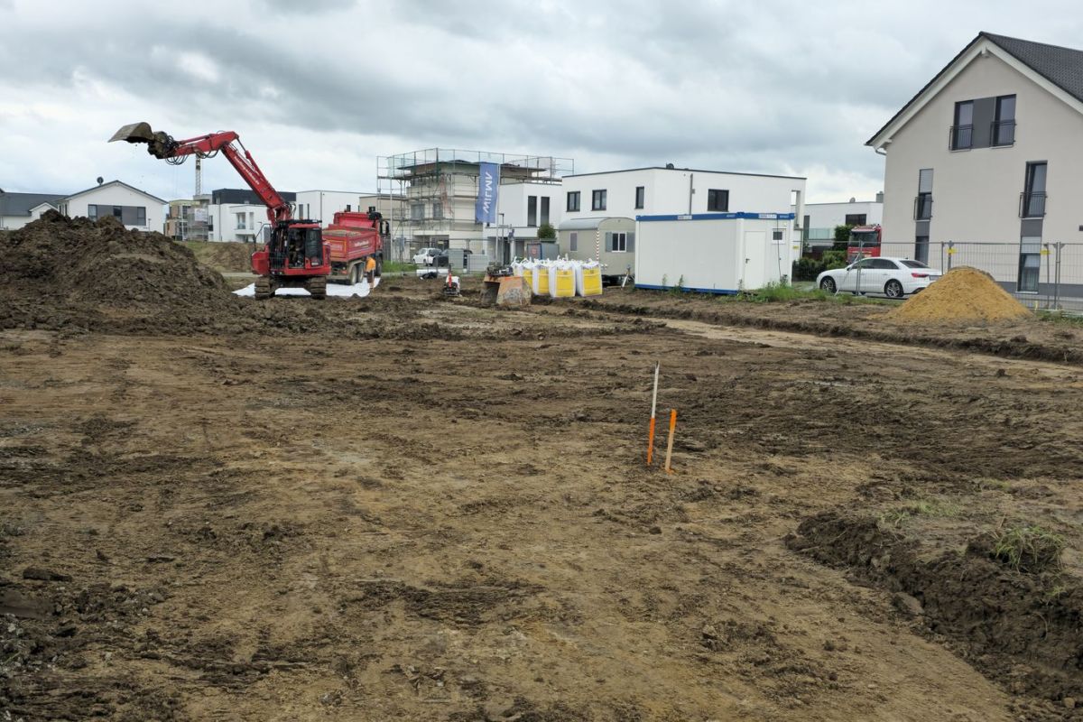 Bau von weiteren Reihenhäusern hat begonnen